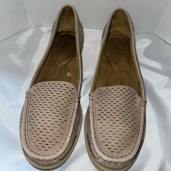 Natural Soul by Naturalizer 8.5 Pink Loafer Laser Cut Perforated Comfort Slip-On - Picture 2 of 5